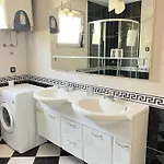 Mare Apartment