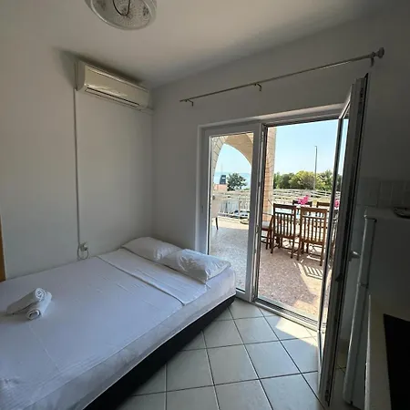 Mare Makarska