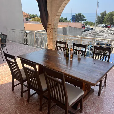 Mare Apartment *